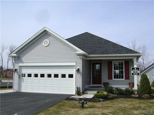 1st image of 140 Blossom Wood Ln