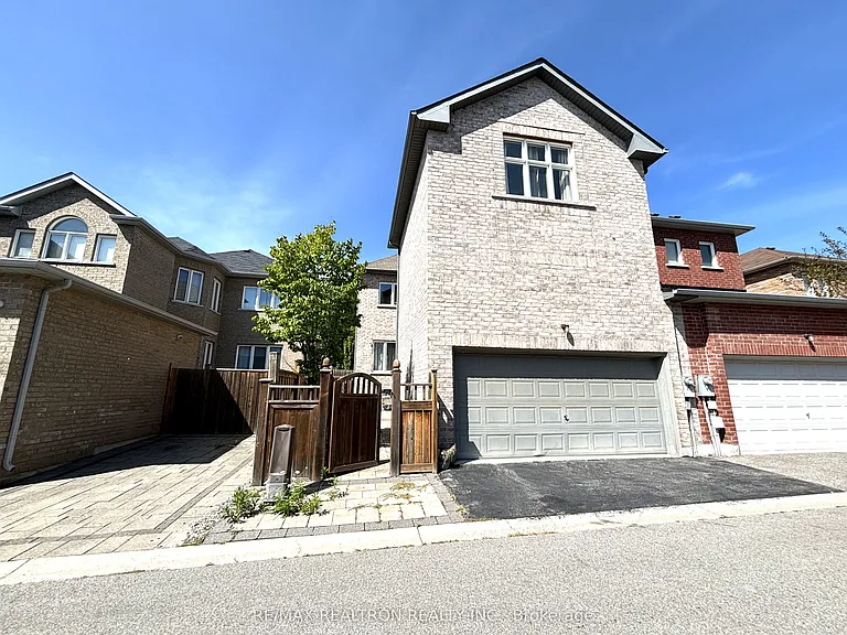 511 William Forster Rd — Photo 35