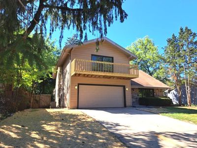 824 Woodmar Dr, Crystal Lake, IL, 60014