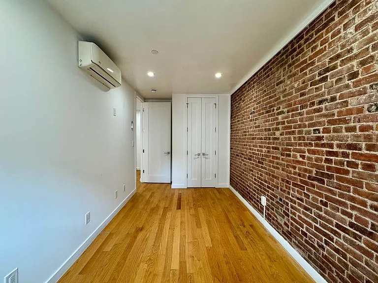 255 W 139th St #4 — Photo 6