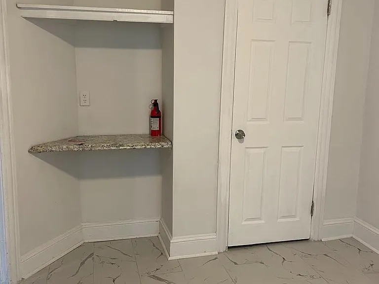 526 Macdade Blvd — Photo 12