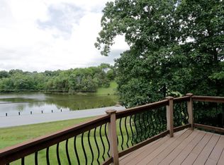 100 Mallard Point Ct, Georgetown, KY 40324