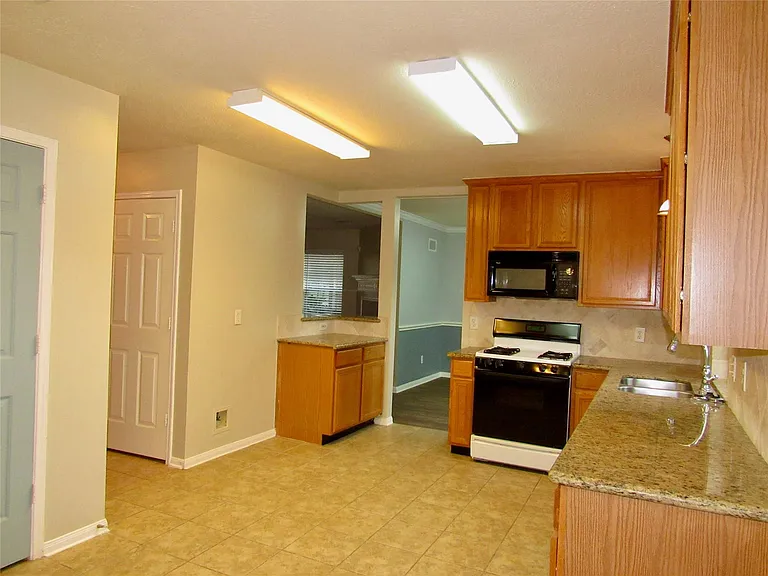 11126 Cactus Point Ct — Photo 9
