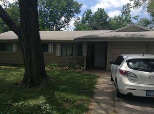 2433 Ridge Ct, Lawrence, KS 66046