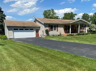 5131 Bailey Rd, Newark, NY 14513