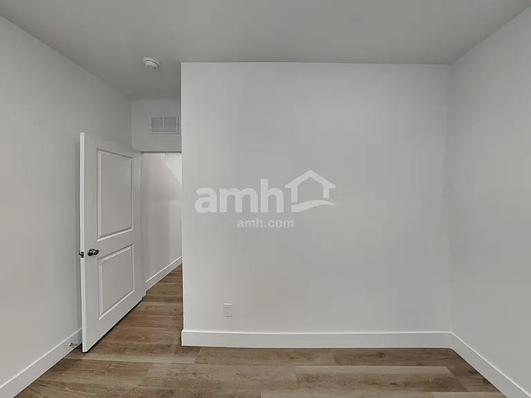 8134 Winterfell Peak Ave — Photo 7