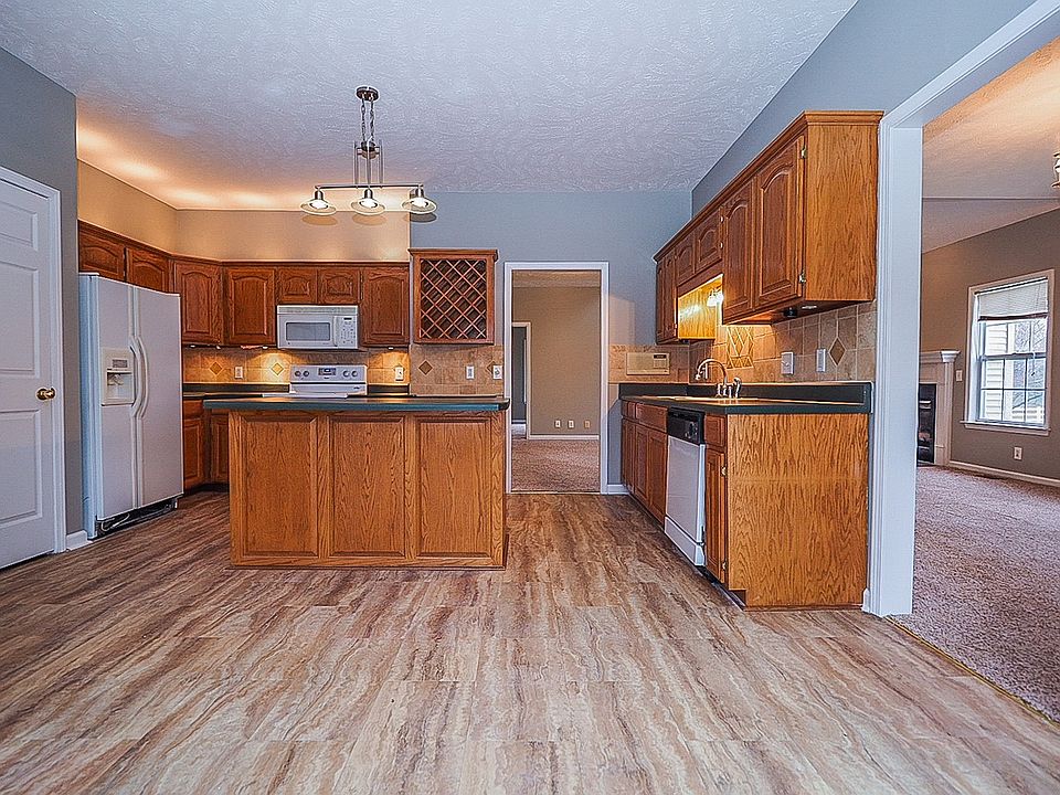 2nd image of 6409 Wildgrove Dr