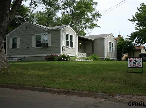 3rd image of 1321 N 61st St