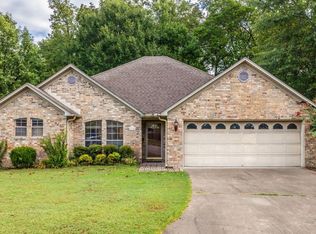 2130 Shade Tree Dr, Conway, AR 72032