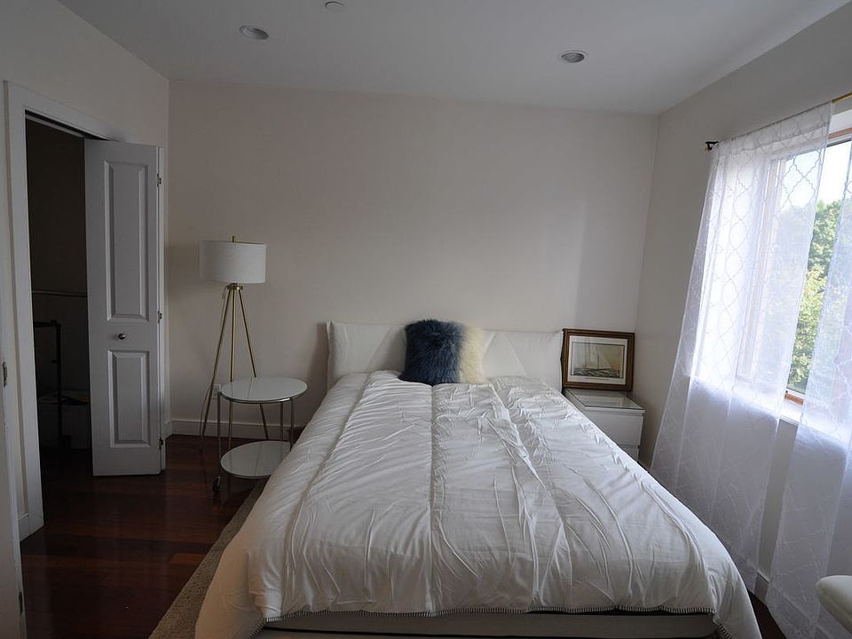 1st image of 2113 Kings Hwy #3B