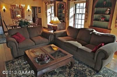 4th image of 5088 Interlachen Dr NE
