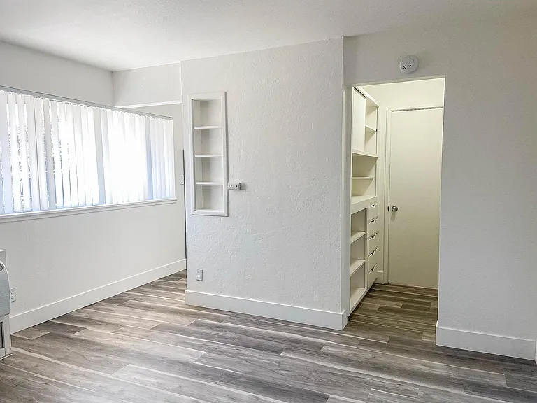 Carlson Drive Apartments — Photo 25