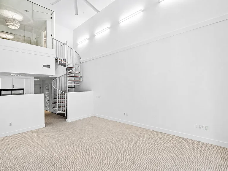 701 S Olive Ave #119 — Photo 3