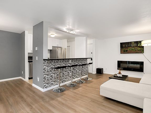 4th image of 15140 65th Ave S APT 202