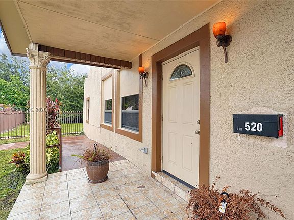 5th image of 520 NW 49th St