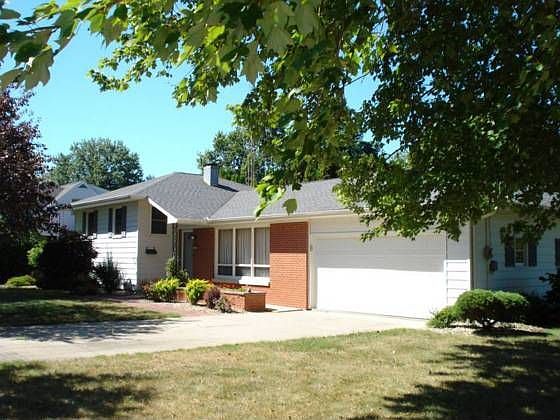 1st image of 529 Scotch Elm Ln