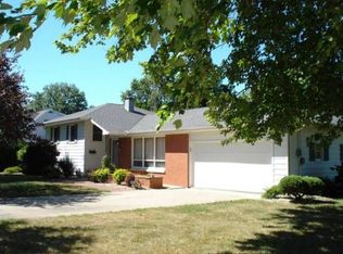 529 Scotch Elm Ln, Galesburg, IL