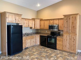 2982 E Glenn Cove Ct, Ammon, ID 83406