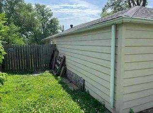 6700 Gladstone St, Lincoln, NE 68507