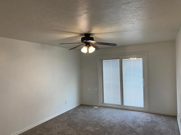 245 E July Ln — Photo 12