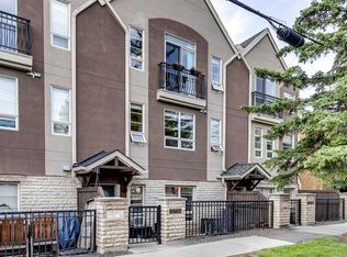 1729 N 34th Ave SW #6, Calgary, AB T2T2B7