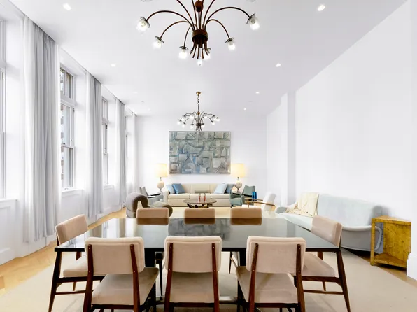 555 West End Avenue image 2 of 16