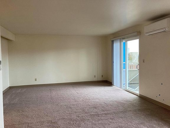 5th image of 119 19th Ave E #201