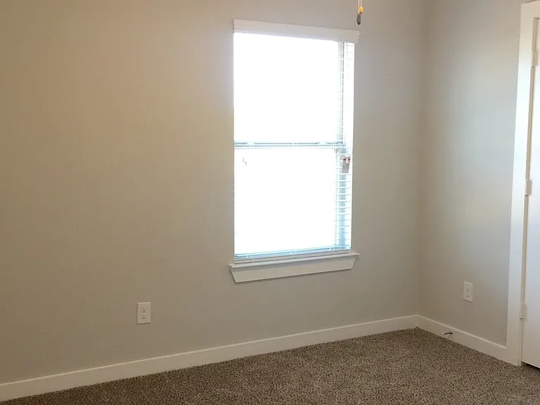 1036 W Sierra Vista Ct — Photo 8