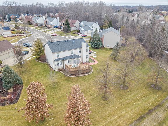 3rd image of 7936 Breezewood Ct