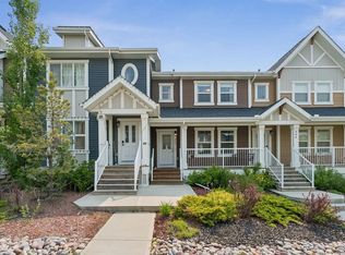 268 E Sunset Rd, Cochrane, AB T4C 0Z8