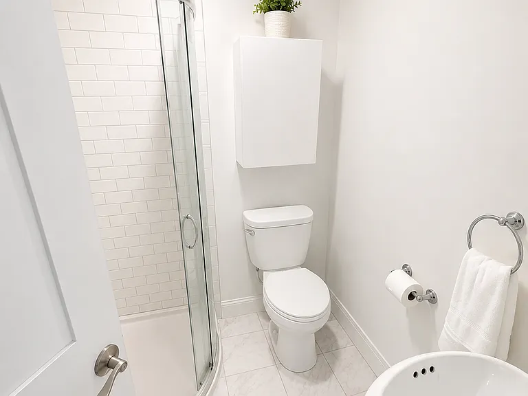 154 Gold St #1 — Photo 12