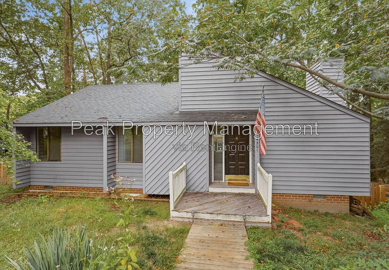 3 bed, 1.5 bath, 1172 sqft, $2,200 — Photo 2