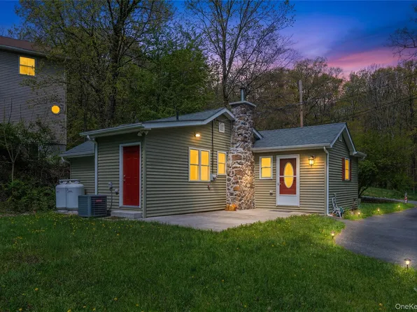 797 Forest Glen Road, Monroe, NY 10950