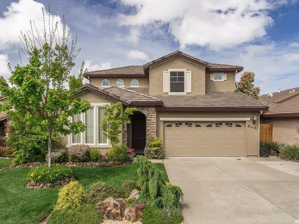 2215 Ranch House Ct, Auburn, CA 95603
