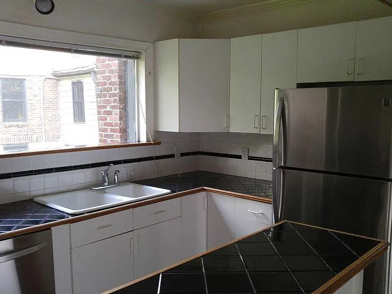 1752 Harper St NW — Photo 4