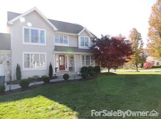 4 Pennyroyal Ct, Princeton, NJ