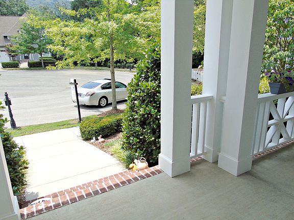 3rd image of 807 Blissfield Ct