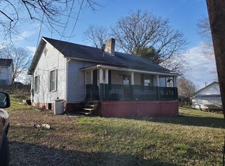 539 Dillard St, Martinsville, VA 24112