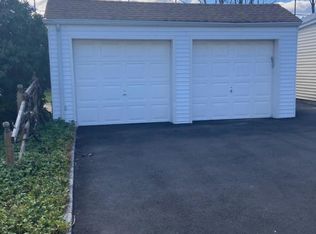 38 Weaver St, Summit, NJ 07901