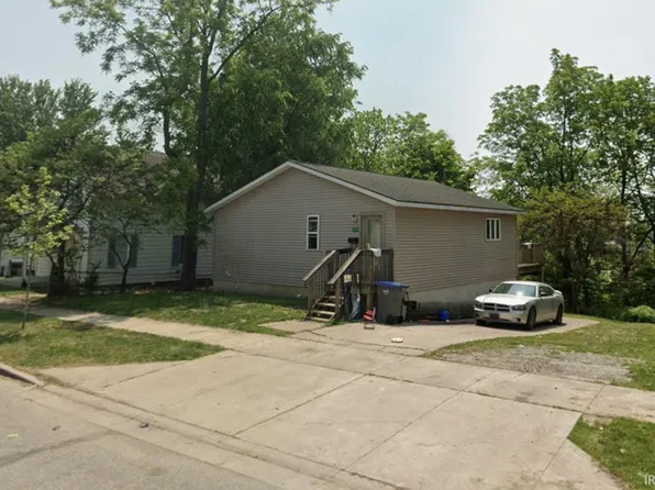 207 Crescent St, Goshen, IN 46528