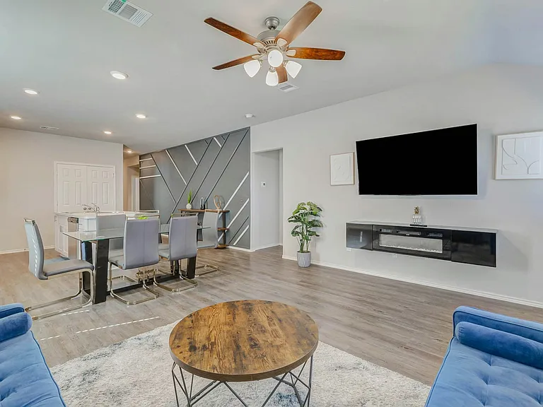 10658 Red Orchid Dr — Photo 3