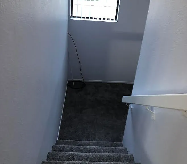 1018 E 3rd St #C — Photo 29