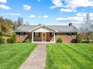 3586 Black Lick Rd, Rural Retreat, VA 24368
