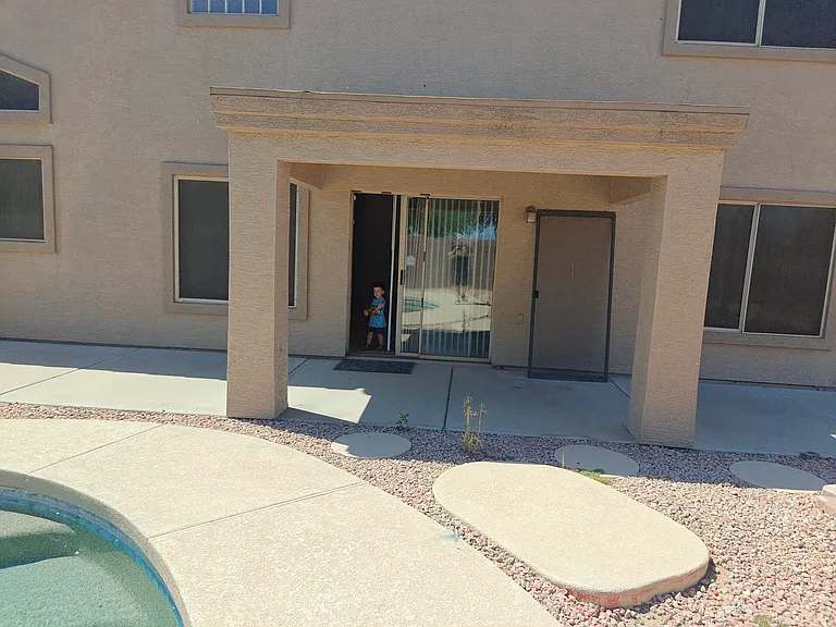 8638 W Keim Dr — Photo 20