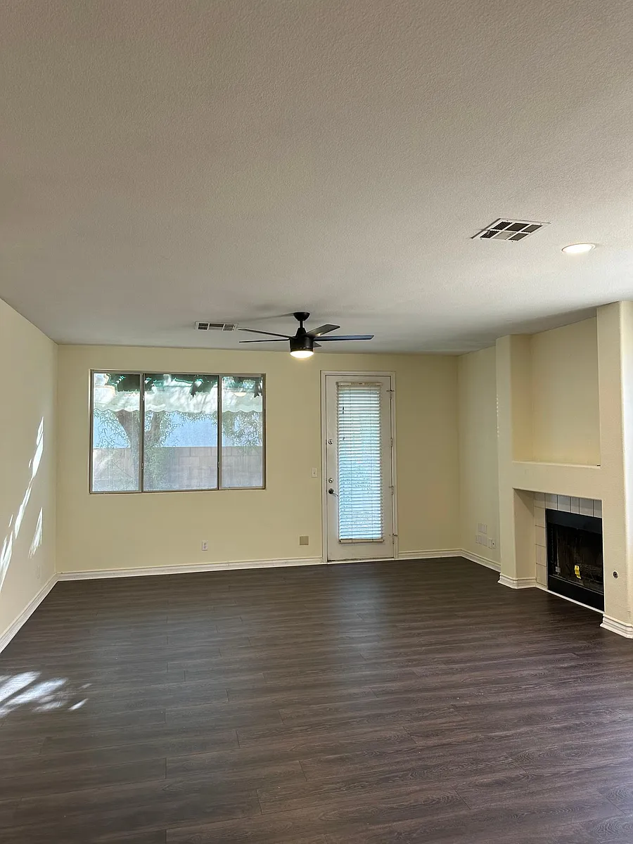 Building Photo - 1721 Buttermilk Dr