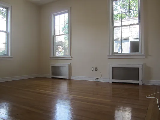 Rented by Sapphire Property Group | media 76