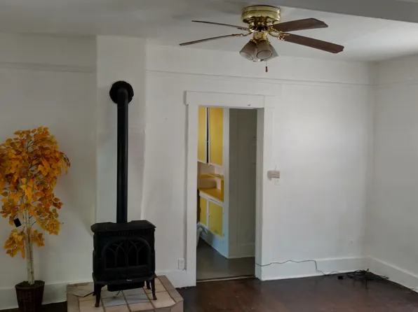 117 E Oak St, Oak Creek, CO 80467