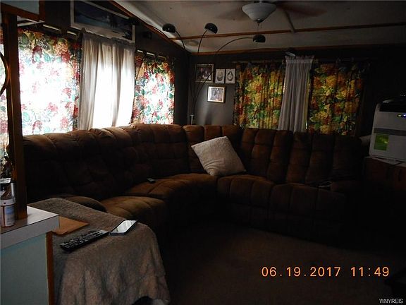 4th image of 2002 Hemstreet