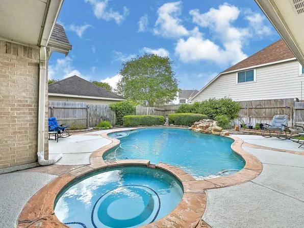 3422 Bay Breeze Dr, Seabrook, TX 77586