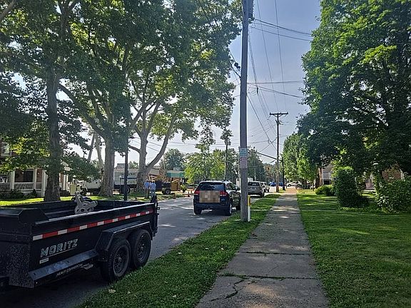 4th image of 349 Beaver St